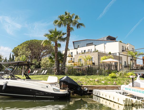 le ponton de l'hôtel Îlot du Golf